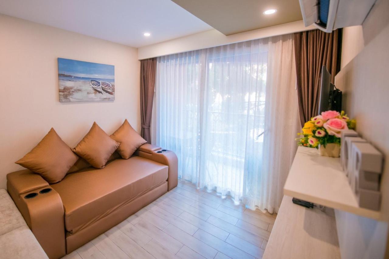Seven Seas Pattaya Poolside Room ห้องติดสระ Jomtien Beach Buitenkant foto